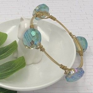 🌼 Blue Green Bead Wrapped Gold Wire Bangle Bracelet